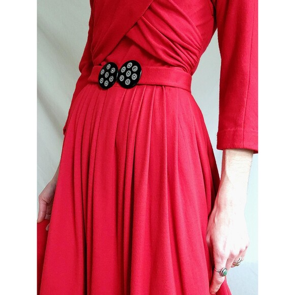 Vintage 1940s Red Wool Dress, Matching Hat, Rhinestone Belt, Women's Small - Picture 6 of 16